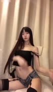 八月未央超顶身材网红美少女露脸超短裤吊带黑丝激情艳舞
