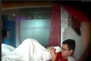 宾馆偷拍第12弹：针孔摄像实录情侣激情夜，高清窥探私密缠绵