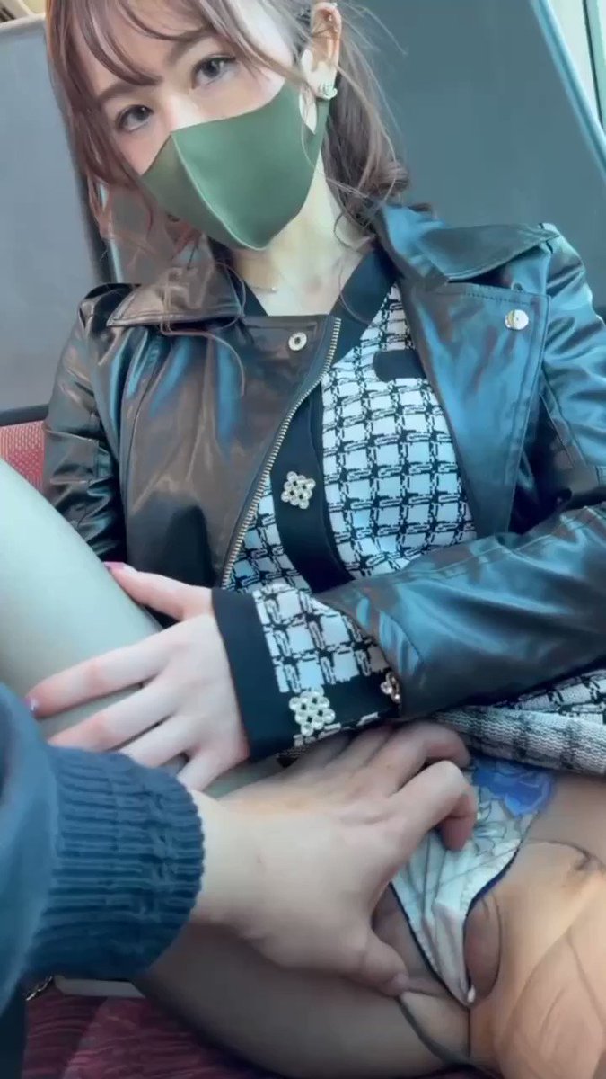 周末过的好吗不好的就看看视频冲一下吧美少妇的裆真好看