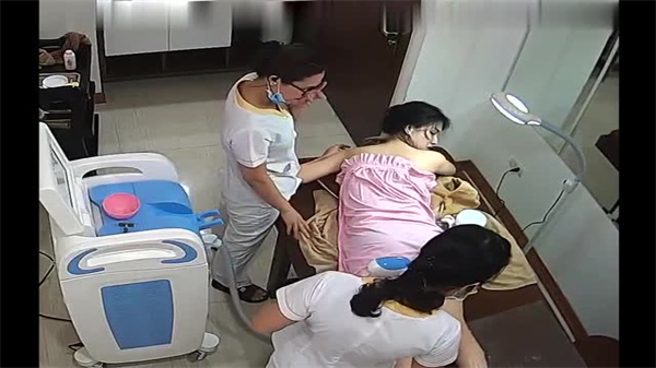 绝美粉嫩蜜穴竟有处女膜般触感！极品紧致让人疯狂探索